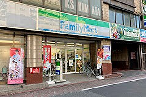 画像25:ファミリーマート 小浦蒲田駅西店（210m）