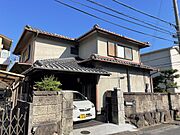 亀山駅より徒歩8分 1階 築54年1ヶ月の賃貸物件