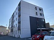 飾磨駅より徒歩8分 1階 築13年の賃貸物件