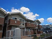 亀山駅より徒歩10分 2階 築15年の賃貸物件