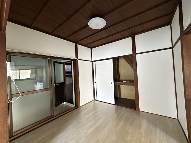 寝室