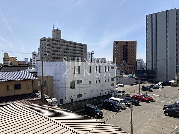 apartment 秋田県秋田市中通３丁目3-48
地図を見る