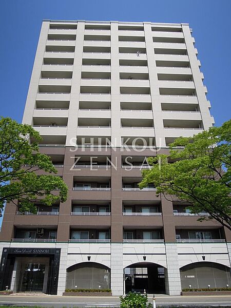 apartment 秋田県秋田市山王１丁目3-6
地図を見る