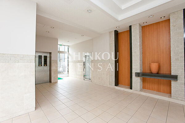 apartment 秋田県秋田市山王１丁目3-6
地図を見る