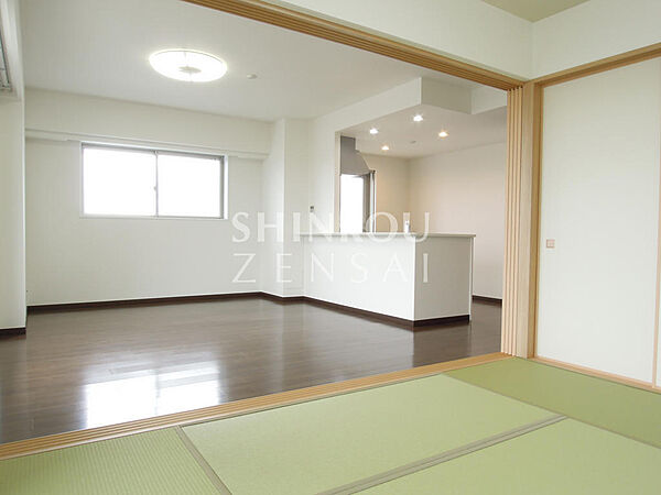 apartment 秋田県秋田市南通亀の町7-32
地図を見る