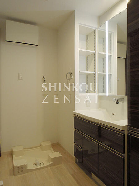 apartment 秋田県秋田市南通亀の町7-32
地図を見る