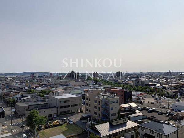 apartment 秋田県秋田市南通亀の町7-32
地図を見る