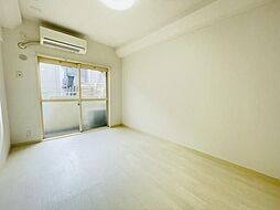 パールシティ中野 205 2階1Kのリビング/ダイニング