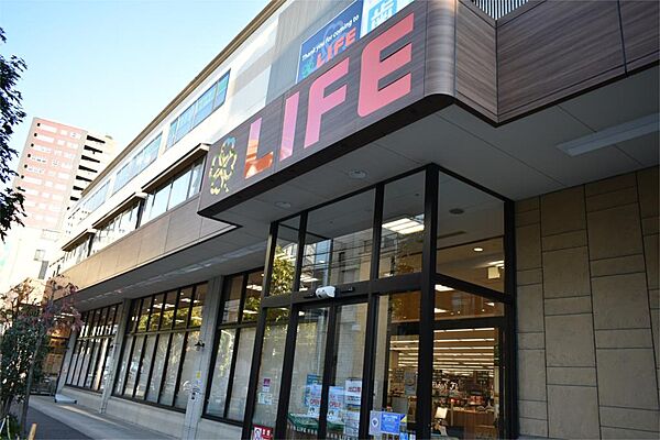 ライフ大崎百反通店（740m）