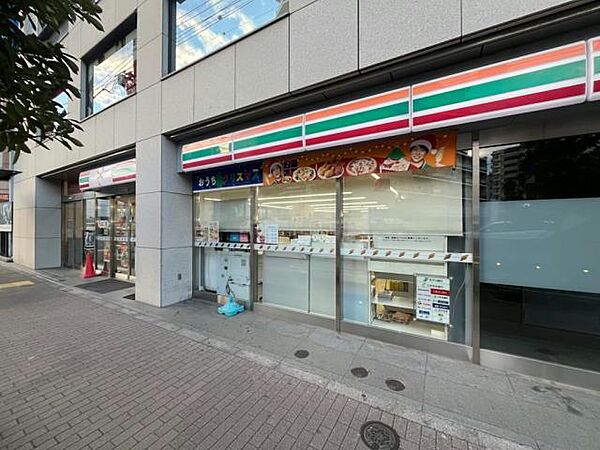 セブンイレブン 荒川新三河島駅前店（209m）