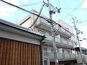 豊中駅より徒歩12分 築35年5ヶ月 4階建の賃貸物件