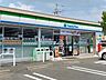 周辺：ファミリーマート 新居屋大日店 670m