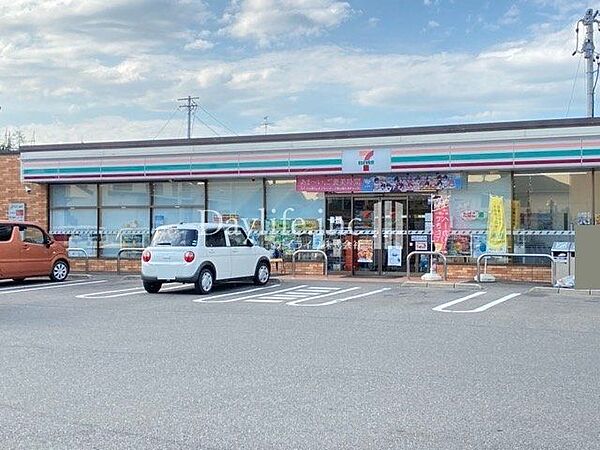 セブンイレブン あま甚目寺店 1040m