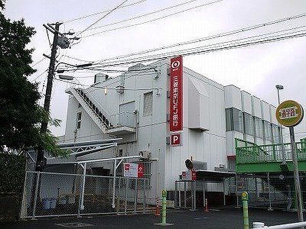 三菱東京ＵＦＪ銀行枇杷島支店　窓口営業時間　9：00～15：00　ATM利用時間　7：00～24：00 450m