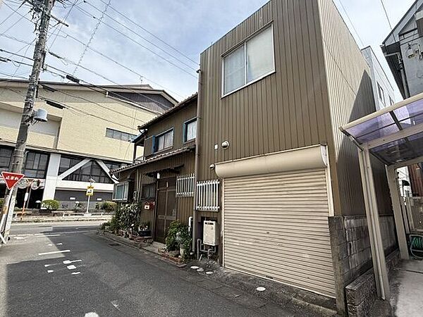 大治小学校・大治中学校に通学にいただきます。