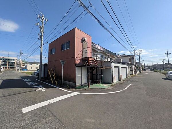 人気の角地・整形地♪コンビニ・ヨシヅヤ・ドラッグストアまで徒歩10分圏内で周辺環境充実♪