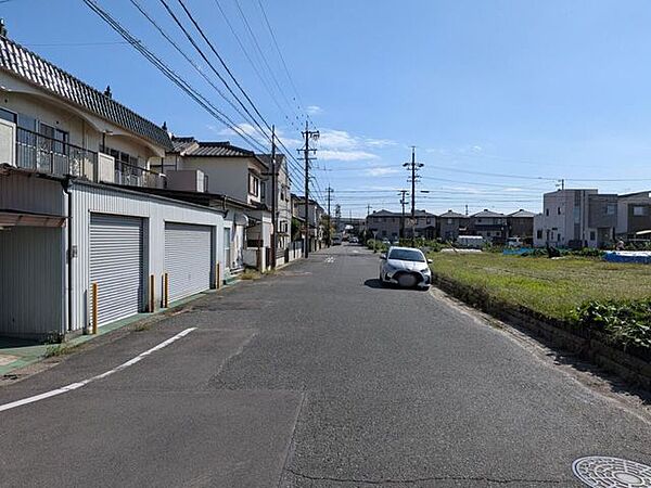 北側公道幅員　約6.0ｍございます。