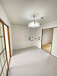 ナチュラル遠里小野 4階2DKのリビング/ダイニング