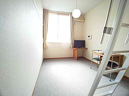 レオパレスSERAPH 2階1Kのリビング/ダイニング