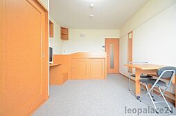 レオパレス真V 3階1Kのリビング/ダイニング