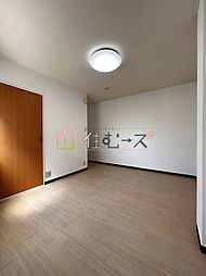 ロイヤルハイツ今里 3階ワンルームのリビング/ダイニング