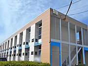 日根野駅より徒歩8分 築26年7ヶ月 2階建の賃貸物件