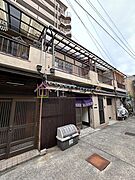 大正駅より徒歩3分 築55年11ヶ月 2階建の賃貸物件