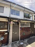 福島駅より徒歩11分 築99年4ヶ月 2階建の賃貸物件
