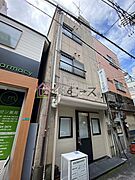 京橋駅より徒歩5分 築35年8ヶ月 3階建の賃貸物件