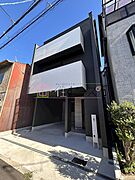 南巽駅より徒歩9分 築1年2ヶ月 3階建の賃貸物件