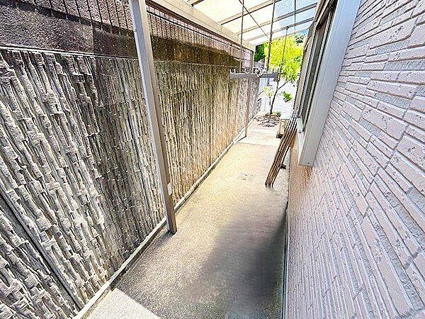敷地側面