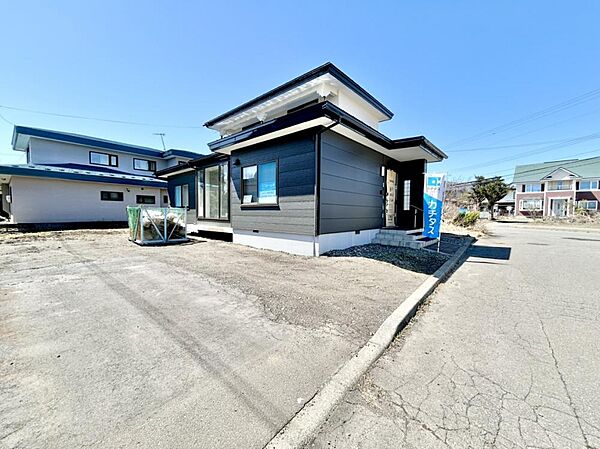 detached 北海道登別市片倉町4丁目8-4
地図を見る