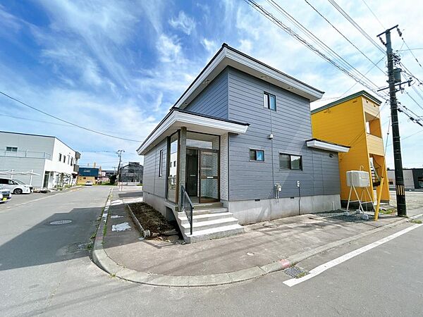detached 北海道苫小牧市柏木町6丁目3-18
地図を見る