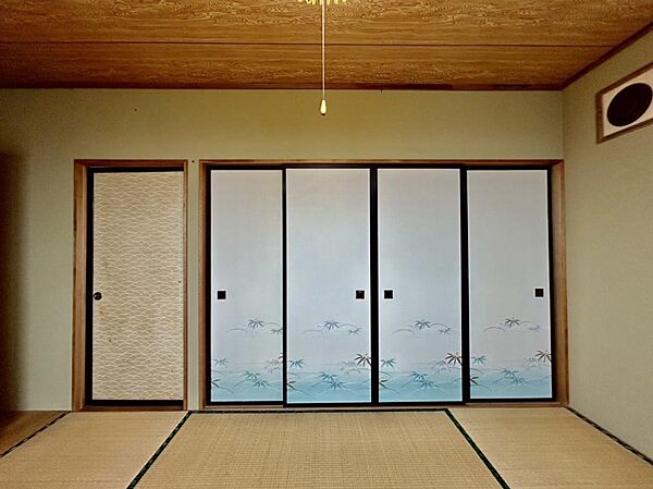 detached 北海道虻田郡洞爺湖町入江171-39
地図を見る