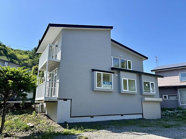 detached 北海道室蘭市本輪西町4丁目14-7
地図を見る