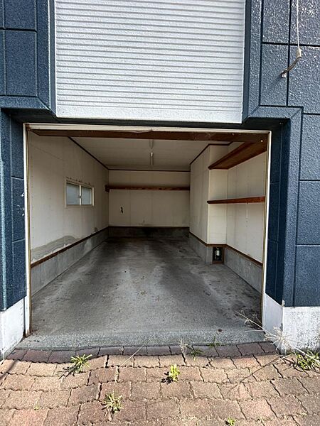 detached 北海道苫小牧市三光町4丁目1-13
地図を見る