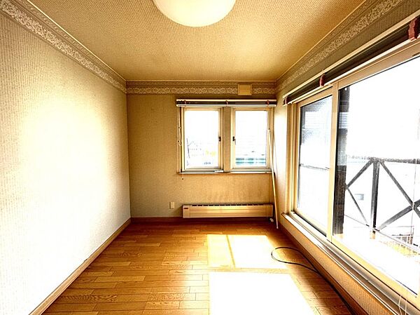 detached 北海道苫小牧市三光町4丁目1-13
地図を見る