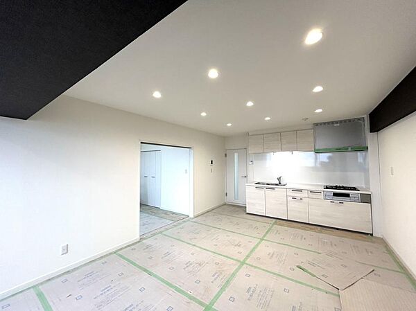 apartment 北海道登別市若草町２丁目13-9　シルク21　102号室