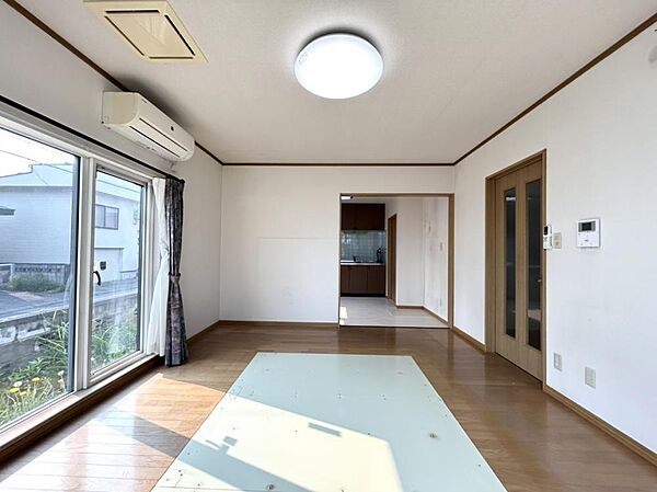 detached 北海道苫小牧市花園町2丁目3-9
地図を見る