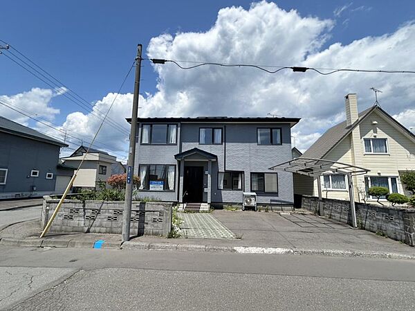 detached 北海道苫小牧市花園町2丁目3-9
地図を見る