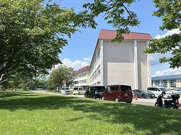 detached 北海道苫小牧市花園町2丁目3-9
地図を見る