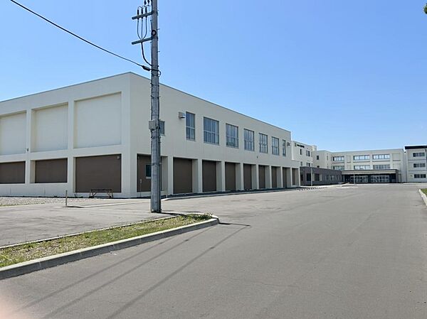 detached 北海道苫小牧市花園町2丁目3-9
地図を見る