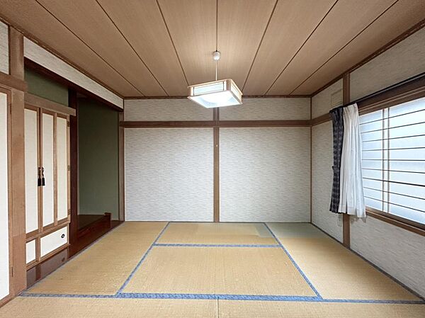 detached 北海道苫小牧市花園町2丁目3-9
地図を見る