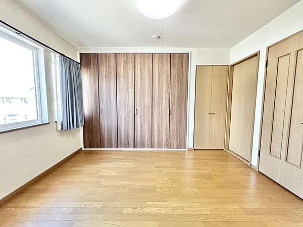 detached 北海道登別市栄町1丁目15-9
地図を見る