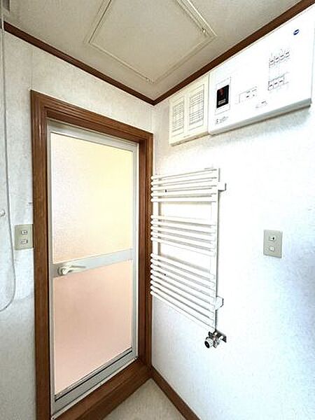【現在リフォーム中】分電盤は通電チェックをして漏電がないかの検査を致します。