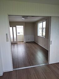 ｅｐｉｓｏｄｅ　II E 2階4LDKのリビング/ダイニング