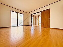 千葉市花見川区犢橋町 4LDKのリビング/ダイニング