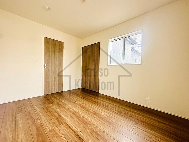 理想のイメージを形にしやすいシンプルなお部屋