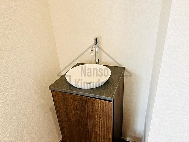 玄関横の手洗い