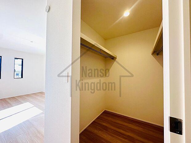 ウォークインクローゼット